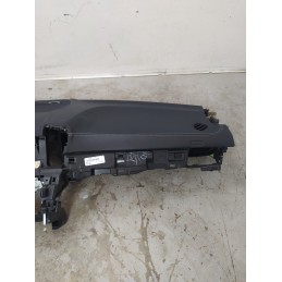 Cruscotto in pelle Mercedes GLE W166 C292 4Matic 2015-18 16941560 nudo con due leggeri graffi
