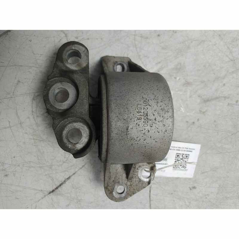 Supporto sostegno motore lato DX Fiat Grande Punto 199 1.3 MJT 66 KW 2005-10 001205590