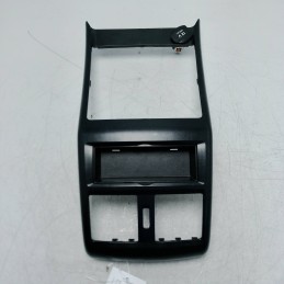 Cornice post console...