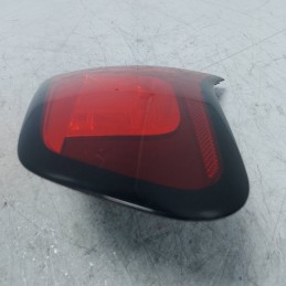 Stop faro fanale post DX interno Citroen C3 MK2 1.4 GPL 54 KW 2010-16 9685225480 catarifrangente danneggiato