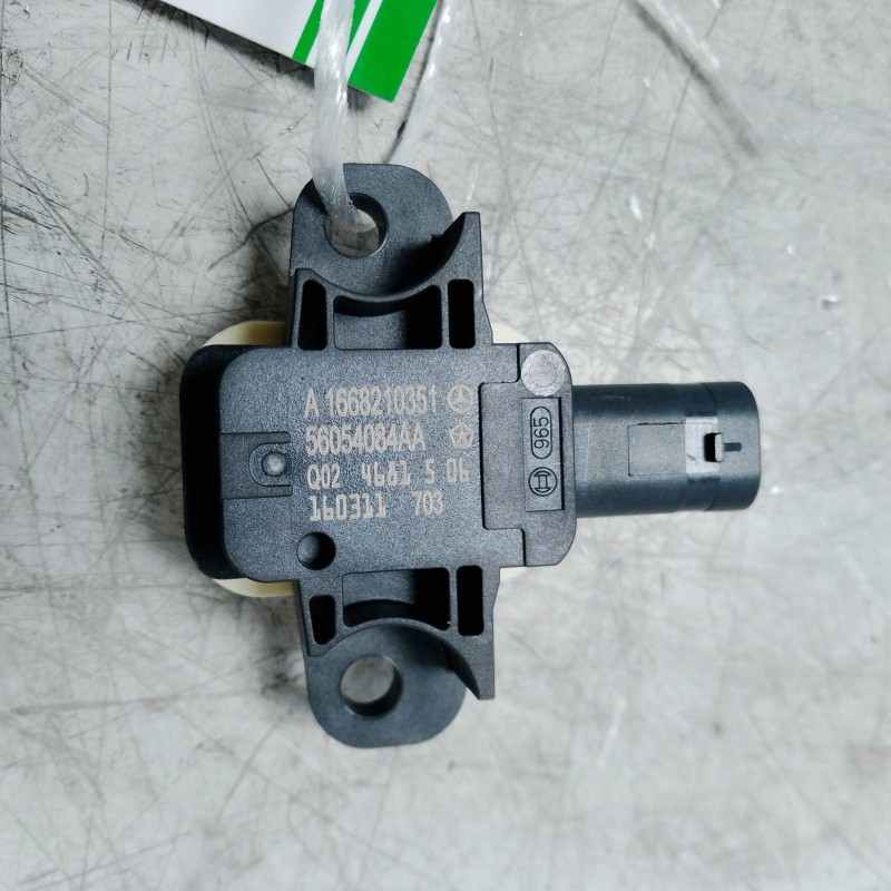 Sensore urto crash portiera post SX Mercedes GLE W166 C292 4Matic 2015-18 A1668210351