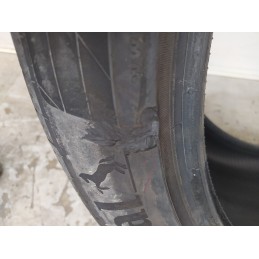 Gomma Continental Contisportcontact 325/35 ZR22 110Y DOT 2124 Mercedes GLE W166 2015-18 danneggiata laterale 60% battistrada