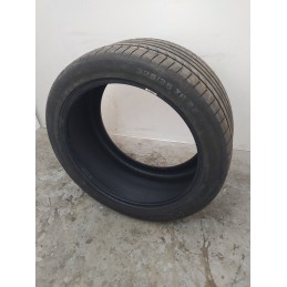 Gomma Continental Contisportcontact 325/35 ZR22 110Y DOT 2124 Mercedes GLE W166 2015-18 danneggiata laterale 60% battistrada