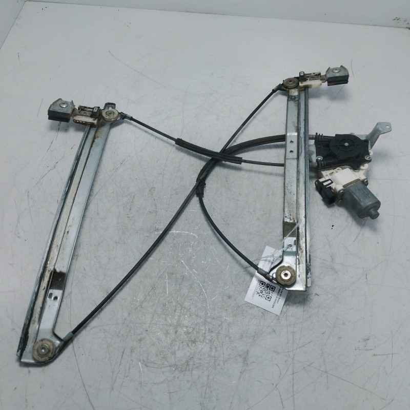 Motorino alzavetro portiera ant SX Smart Forfour W454 MK1 1.5 CDI 2004-07 0130822206 Bosch