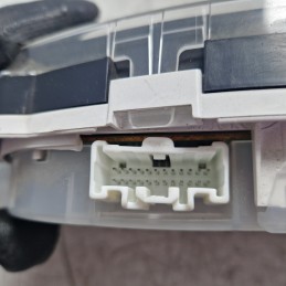 Quadro strumenti contachilometri Mazda 6 MK1 SW 2.0 CD 16V 2005-07 52GR1NA