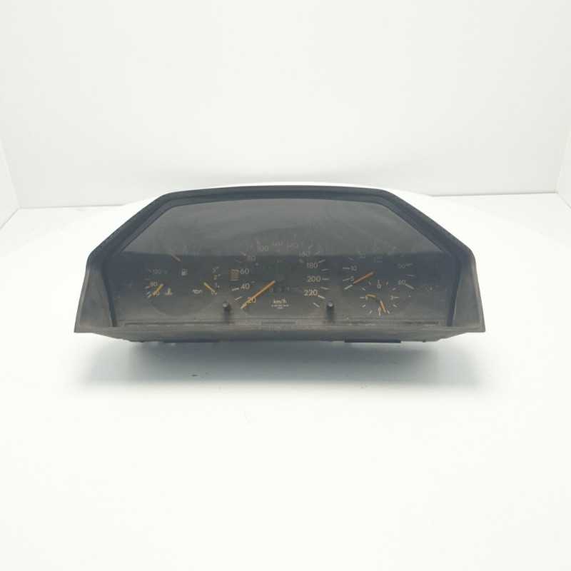 QUADRO STRUMENTI VEGLIA CONTACHILOMETRI TACHIMETRO MERCEDES W124 CLASSE E 1984-95 QUADRO STRUMENTI VEGLIA CONTACHILOMETRI TACHIMETRO MERCEDES W124 CLASSE E 1984-95