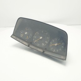 QUADRO STRUMENTI VEGLIA CONTACHILOMETRI TACHIMETRO MERCEDES W123 240 D 1976-85