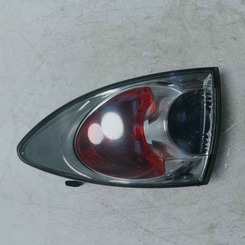 Stop faro fanale post DX esterno Mazda 6 MK1 SW 2.0 CD 16V 2005-07 220-61974 Koito