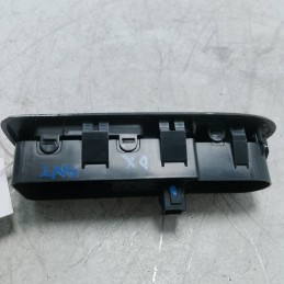 Pulsante interruttore alzavetro ant DX Citroen C3 MK2 1.4 GPL 54 KW 2010-16 96637533XT
