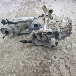 Blocco motore propulsore ricambi usati JF90E Honda Sh 125 AD 2020 senza statore