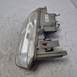 Faro fanale proiettore ant DX Alfa Romeo 146 1.4 IE 66 KW 1994-96 Hella supporto freccia danneggiato