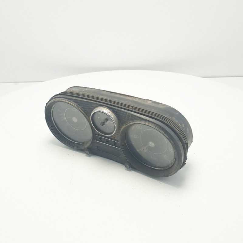 QUADRO STRUMENTI VEGLIA CONTACHILOMETRI TACHIMETRO MERCEDES W114 W115 QUADRO STRUMENTI VEGLIA CONTACHILOMETRI TACHIMETRO MERCEDES W114 W115