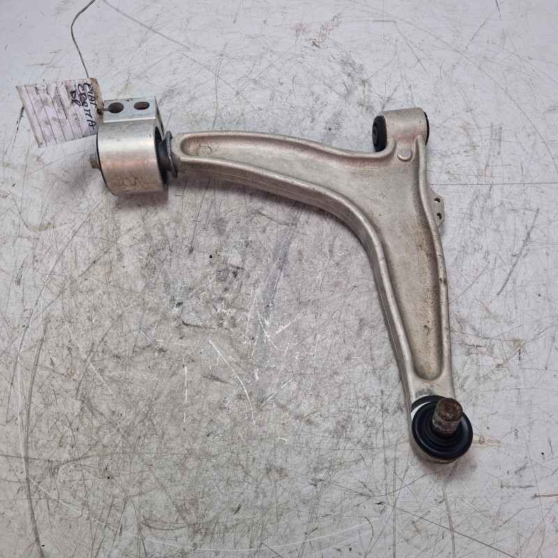 Braccio oscillante sospensione braccetto trapezio ant dx Fiat Croma 194 Opel Vectra Signum Saab 9-3 2005 51748652
