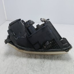 Faro fanale proiettore ant SX Toyota Avensis MK2 SW 2.0 D-4D 85 KW 2003-08 da lucidare un supporto danneggiato