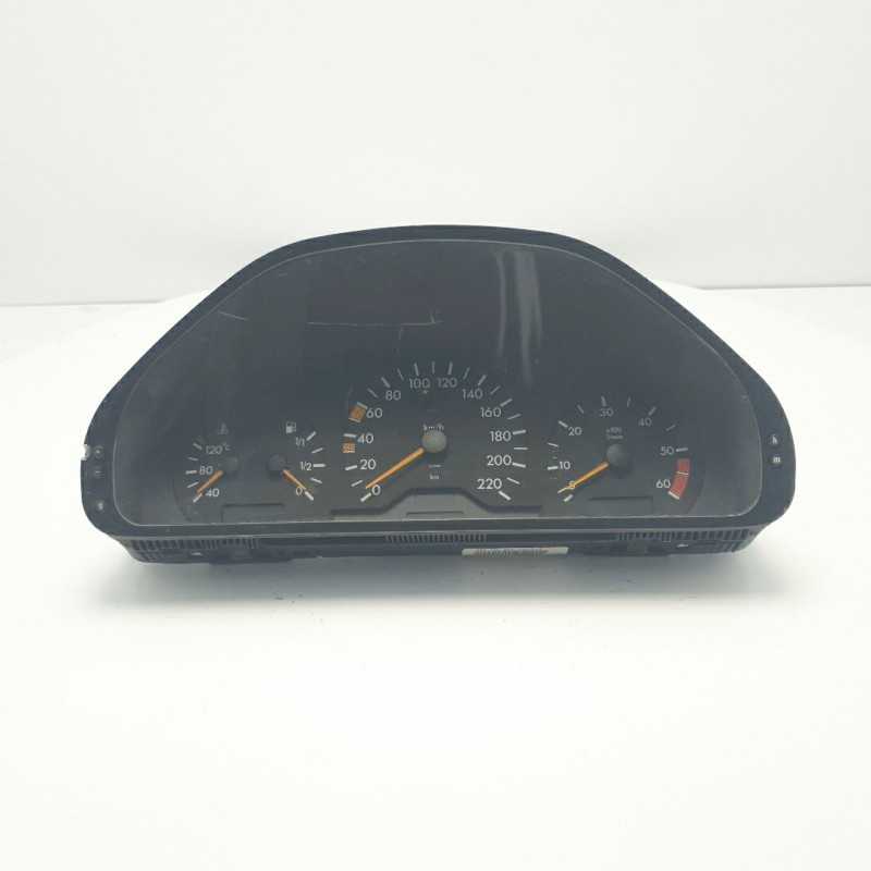 QUADRO STRUMENTI VEGLIA CONTACHILOMETRI TACHIMETRO MERCEDES W202 CLASSE C 1993-00 2025407247 QUADRO STRUMENTI VEGLIA CONTACHILOMETRI TACHIMETRO MERCEDES W202 CLASSE C 1993-00 2025407247