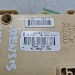 Centralina scatola porta fusibili Toyota Avensis MK2 SW 2.0 D-4D 85 KW 2003-08 82641-CA010F