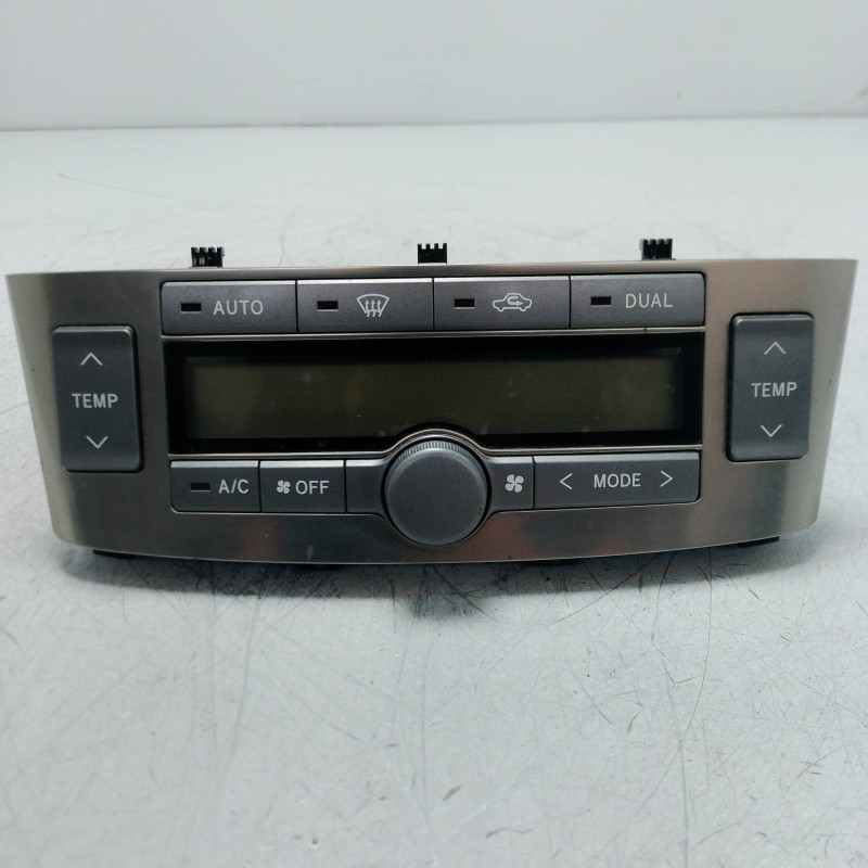 Pannello comandi clima A/C Toyota Avensis MK2 SW 2.0 D-4D 85 KW 2003-08 55900-05160 Denso