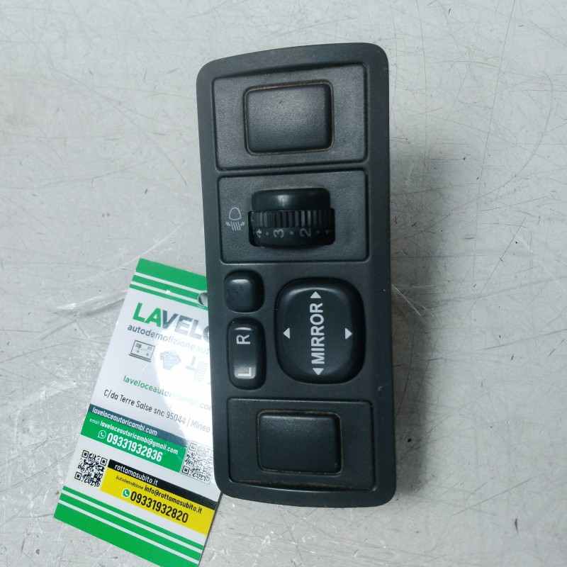 Regolatore specchietti esterni Toyota Avensis MK2 SW 2.0 D-4D 85 KW 2003-08 183575