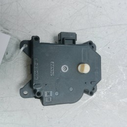 Motorino attuatore stufa Toyota Avensis MK2 SW 2.0 D-4D 85 KW 2003-08 63700-8610