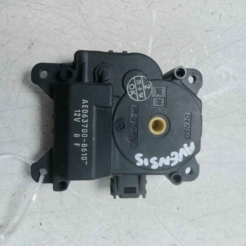 Motorino attuatore stufa Toyota Avensis MK2 SW 2.0 D-4D 85 KW 2003-08 63700-8610