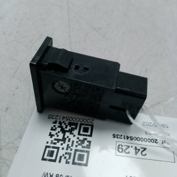 Pulsante interruttore controllo trazione TRC Toyota Avensis MK2 SW 2.0 D-4D 85 KW 2003-08 TR8801