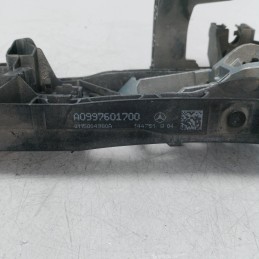 Supporto maniglia porta post sx Mercedes Classe C 180 W205 BlueTEC/d 2015 A0997601700