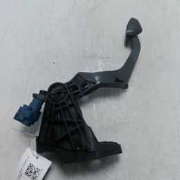 Pedale frizione VW Polo MK5 5P 1.6 TDI DPF 55 KW 2009-14  6R1721059AA