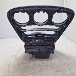 Pannello cornice console centrale Mercedes Classe C 180 W205 BlueTEC/d 2015 A2056805107 posacenere