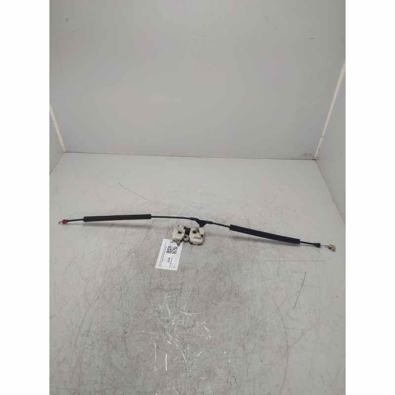 Rinscontro chiusura portellone post Ford Puma MK1 1.7 i 92 KW 1997-02 97FBC43102AB