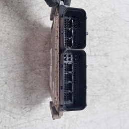 Centralina ECU controllo motore Alfa Romeo GT 937 1.9 JTDM 110 KW 2003-10 55205067 Bosch