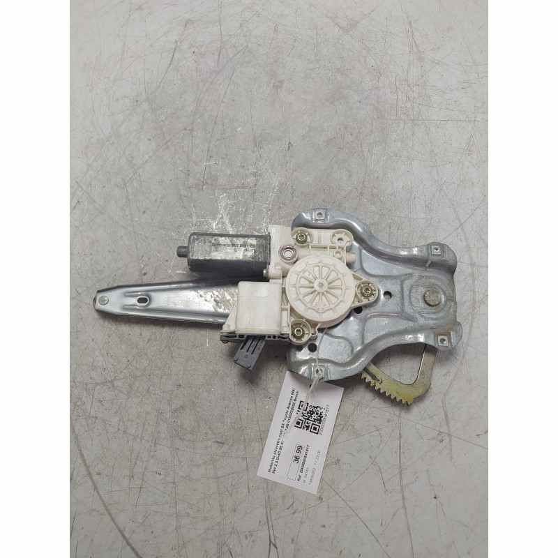 Motorino alzavetro post SX Toyota Avensis MK2 SW 2.0 D-4D 85 KW 2003-08 0130822032 Bosch