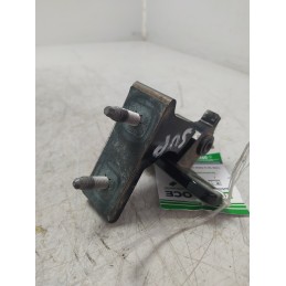 Cerniera sup porta ant dx Mercedes Classe C 180 W205 BlueTEC/d 2015 A2057200237