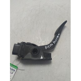 Pedale potenziometro accelleratore Ford Fiesta MK6 5P Titanium 1.4 TDCI 50 KW 2008-12 8V219F836AA