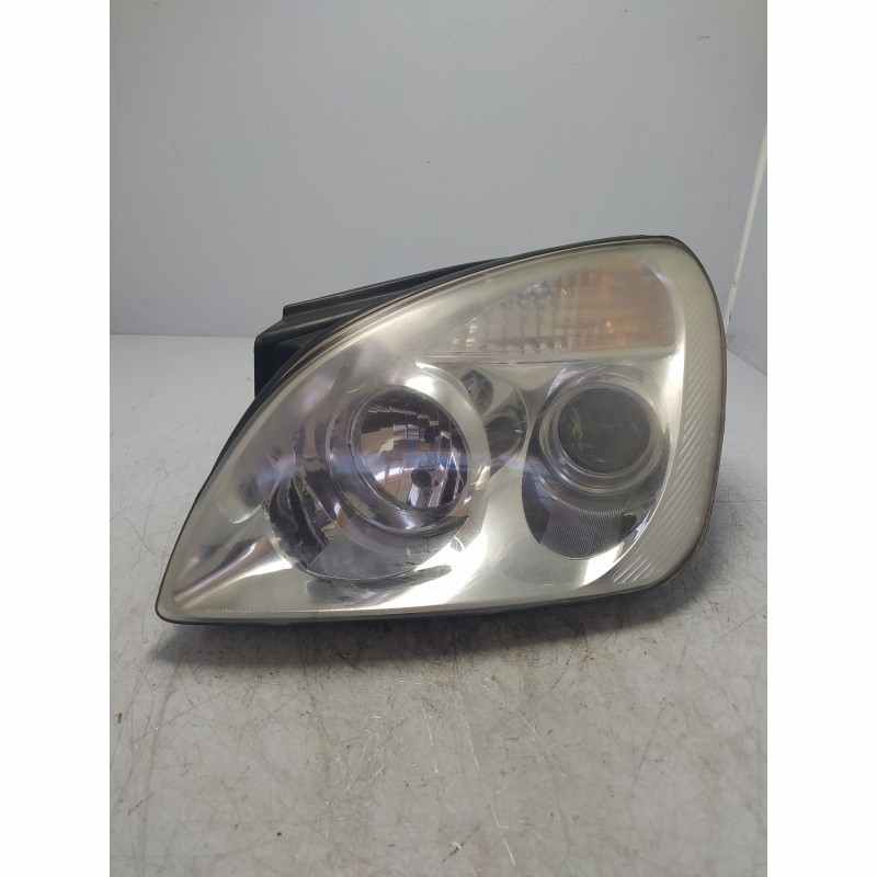 Faro fanale proiettore ant SX Kia Carens MK3 2.0 CRDI 103 KW 2006-13 A044936 da lucidare