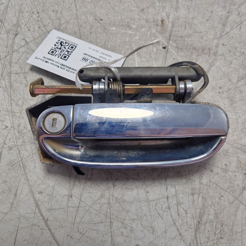 Maniglia esterna ant DX Alfa Romeo 166 2.4 JTD 100 KW 1998-00 00606582990 con supporto senza chiave