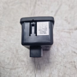 Prese entrate USB AUX Fiat Panda III 312 319 1.2 2011 7356546330 vano portaoggetti