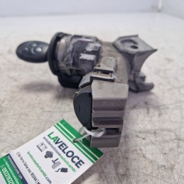 Blocchetto bloccasterzo accensione Ford Fiesta MK6 5P Titanium 1.4 TDCI 50 KW 2008-12 8A6T15607AB con chiave