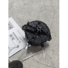 Pulsanti comandi volante Ford Fiesta MK6 5P Titanium 1.4 TDCI 50 KW 2008-12 8A6T14K147AD