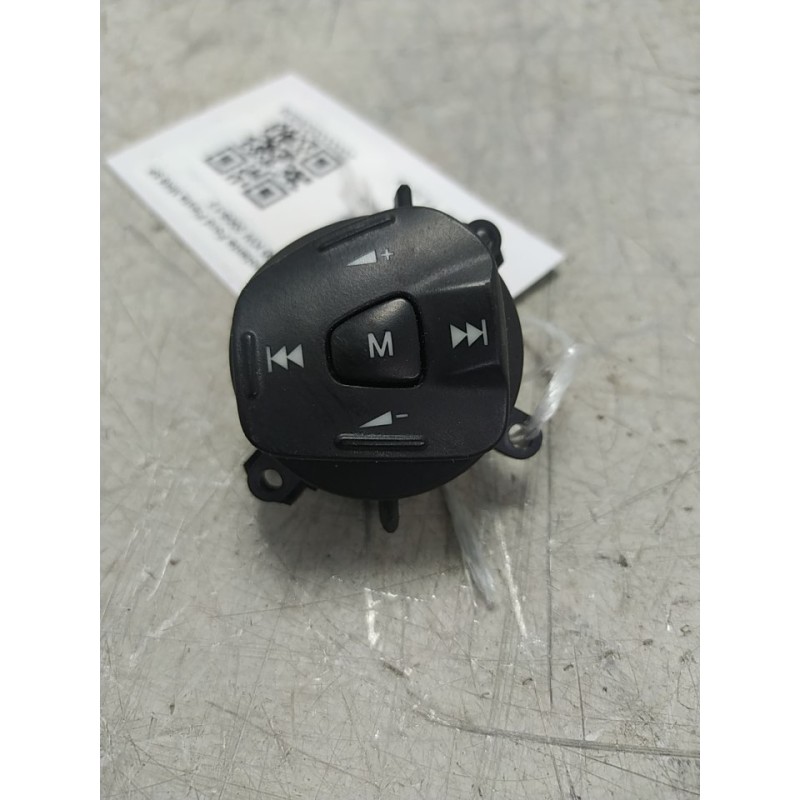 Pulsanti comandi volante Ford Fiesta MK6 5P Titanium 1.4 TDCI 50 KW 2008-12 8A6T14K147AD