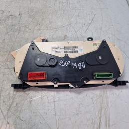 Quadro strumenti contachilometri Renault Clio MK2 1.5 DCI 50 KW 2001-05 8200276525A Trasparente danneggiato