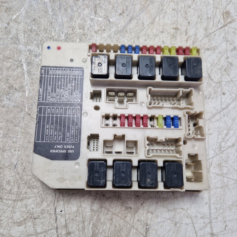 Centralina scatola fusibili Nissan Micra K12 benzina 2003-10 1355 83 3L04