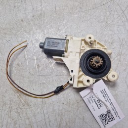 Motorino alzavetro...