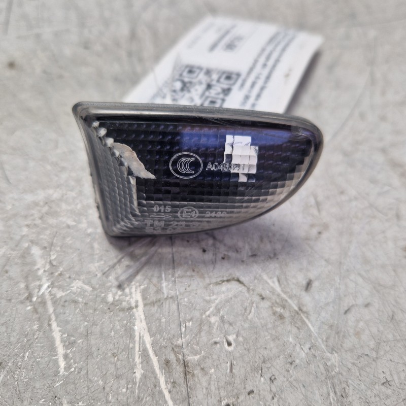 Freccia indicatore direzionale fanale lat sx Smart Fortwo-Coupè 451 1.0 benz 2010 A4518220220 senza portalampada
