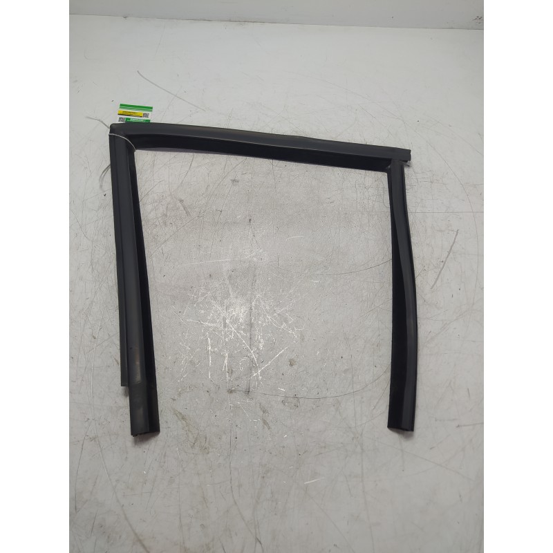 Guarnizione scorrivetro portiera post SX Smart Forfour W454 MK1 1.5 CDI 2004-07 SLGZ844