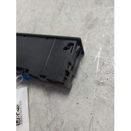 Prese ingressi USB slot scheda Mercedes Classe C 180 W205 BlueTEC/d 2015 A2058200126