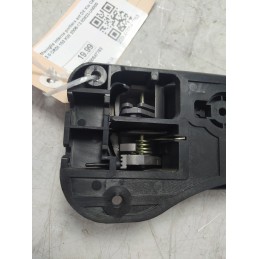 Maniglia interna portiera ant DX Kia Carens MK3 2.0 CRDI 103 KW 2006-13 82623-UN000
