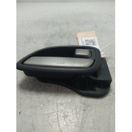 Maniglia interna portiera ant DX Kia Carens MK3 2.0 CRDI 103 KW 2006-13 82623-UN000