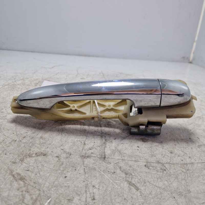 Maniglia esterna portiera ant DX Kia Carens MK3 2.0 CRDI 103 KW 2006-13