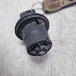 Tappo serbatoio carburante Ford Escort MK5 1990-00 con chiave 93AB9K163DA
