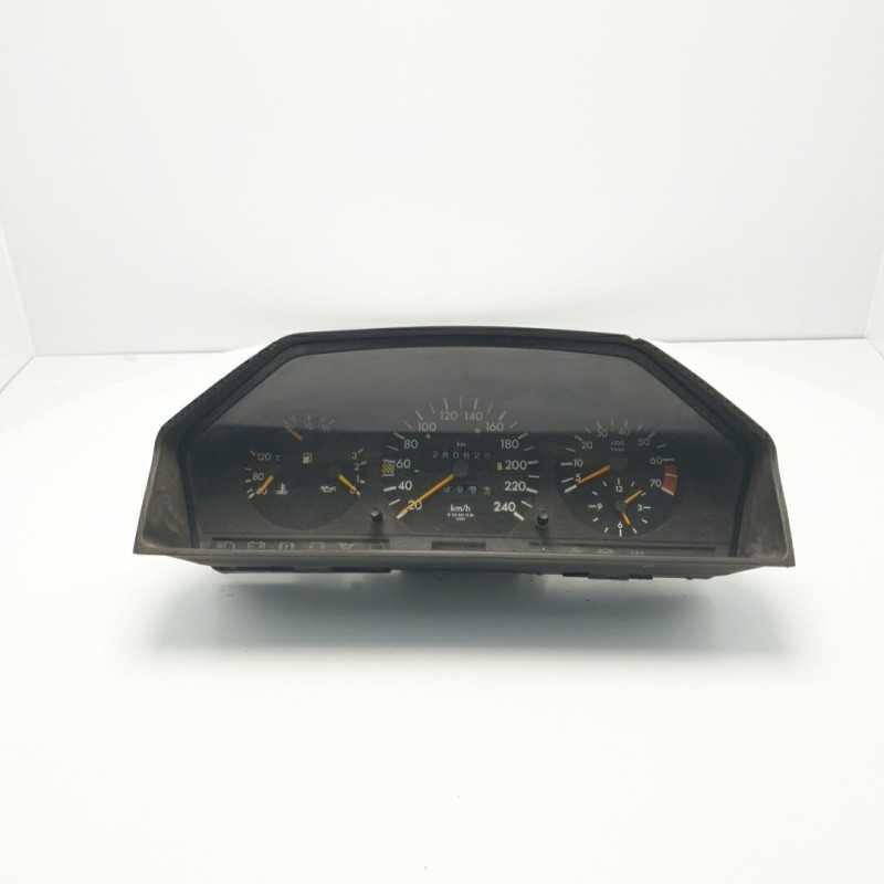 QUADRO STRUMENTI CONTACHILOMETRI TACHIMETRO MERCEDES W124 CLASSE E 1993-97 1244409111 QUADRO STRUMENTI CONTACHILOMETRI TACHIMETRO MERCEDES W124 CLASSE E 1993-97 1244409111
